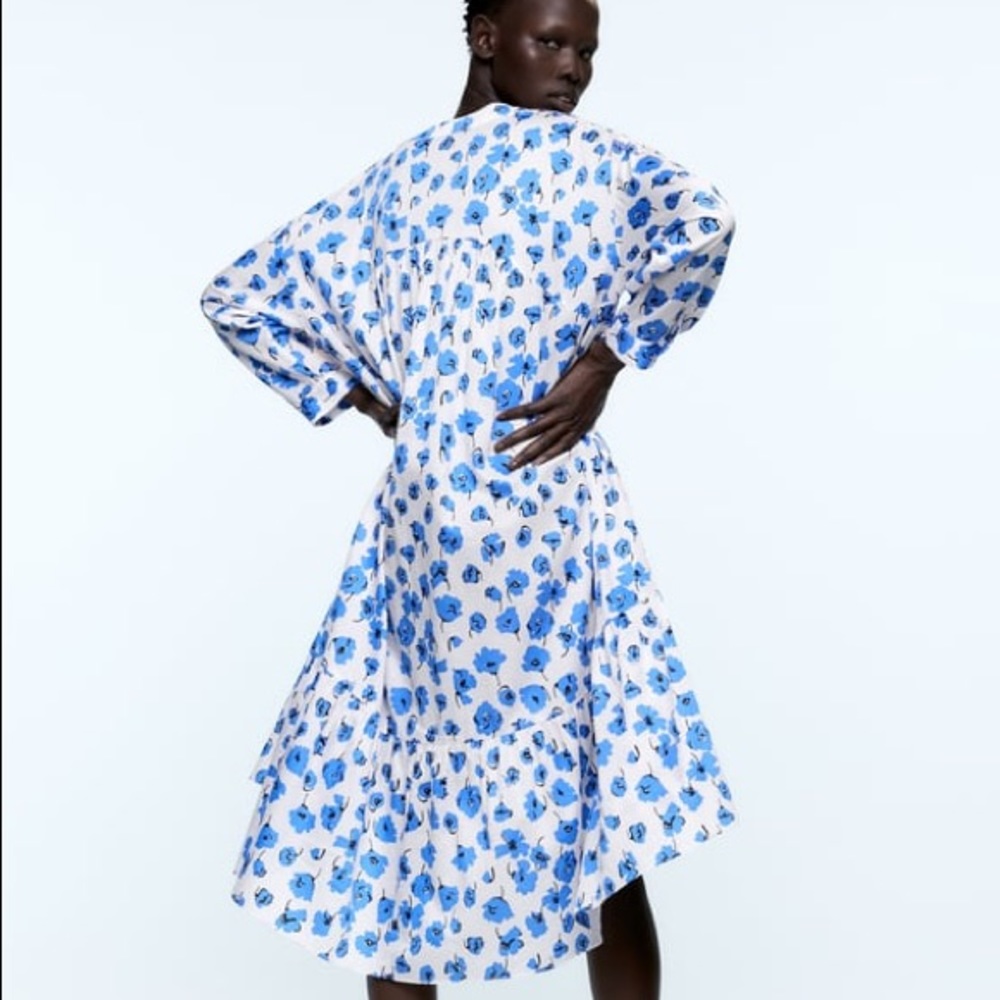 Zara blue floral midi dress - size large